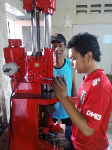 Berkendara Motor Dari Lombok Sampai Jogja Untuk Belajar Korter